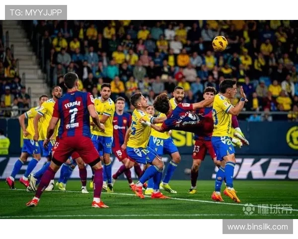 西甲联赛巴萨经典集锦：回顾巴萨历史上最强时刻