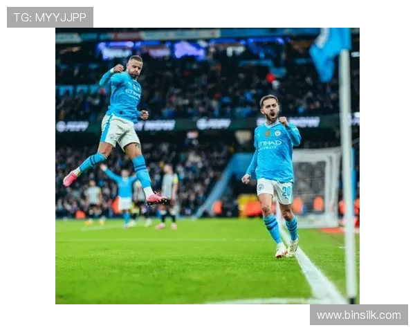 B席自信回应中卫角色期待带领曼城捧杯展现领袖风范